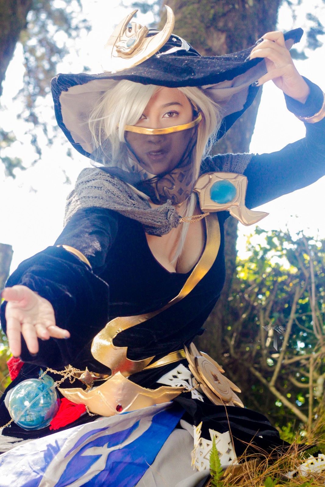 Here is my Astrologian Build! Made 100% by me! I used different methods to bring her to life. She has LED lights in the astroglobe (prop) her hat, and some other detail in the belt! This was the first time making a ball gown type dress, and I couldnt be happier with her! I made her in 2019 just before the pandemic hit, so she holds a place close to my heart. Materials used; Dress; black velvet, gold lycra, grey cottonblend everything is hand painted, and the crystals were glues on in a constallation pattern, Prop; MDF wood, Foam, and acrilic, this prop rotates (Manually) just to give it a sense of life! All of the small white details along the skirt were all hand cut. There is aprox. 150+ Hours in making the whole thing from start to finish, she took me a bit more than a month to complete!