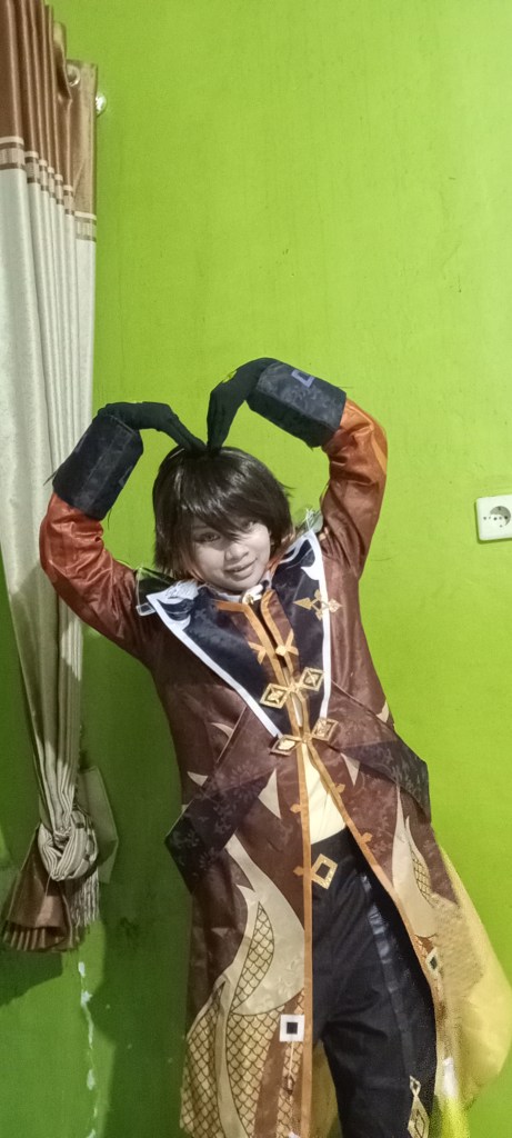 Gold is Liyue's treasure. It is the blood that runs through her heart. As for whether your own heart shines like gold — we will have to wait and see.